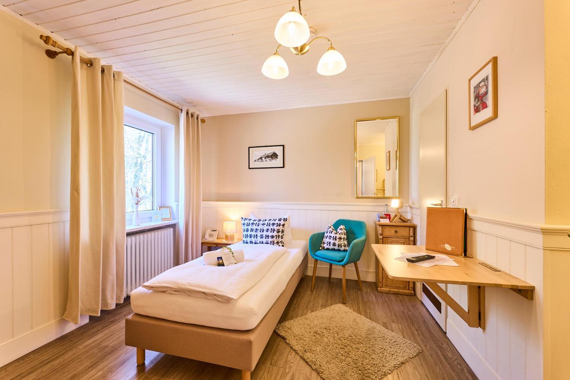 Hotel Waldgasthof Buchenhain Baierbrunn Bagian luar foto